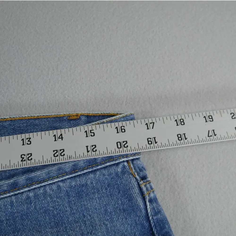 Vintage Y2K Levis 550 Relaxed Fit 33 x 30 Paint Thrashed Blue‎ Jeans Mens FLAW
